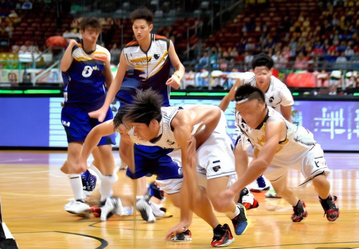 2021 CBA福建VS江苏经典对决回顾：激战亮点与赛后启示(图4)