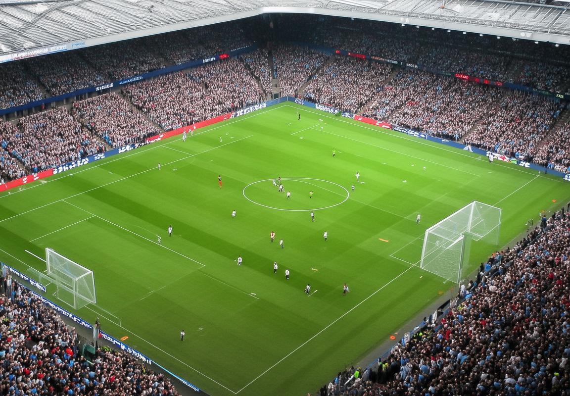 2012年曼城6-1曼联：伊蒂哈德球场巅峰对决(图2)