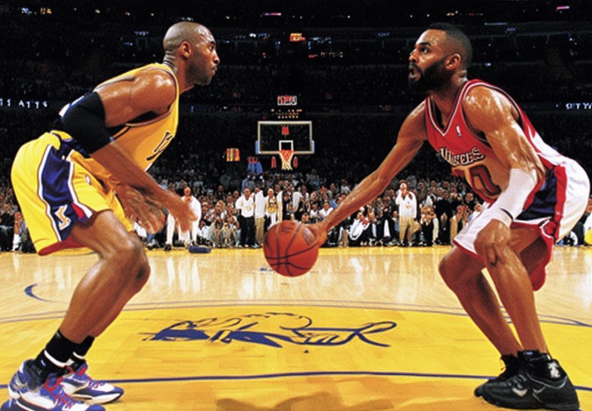 2006年NBA经典对决：湖快巅峰之战回顾(图2)